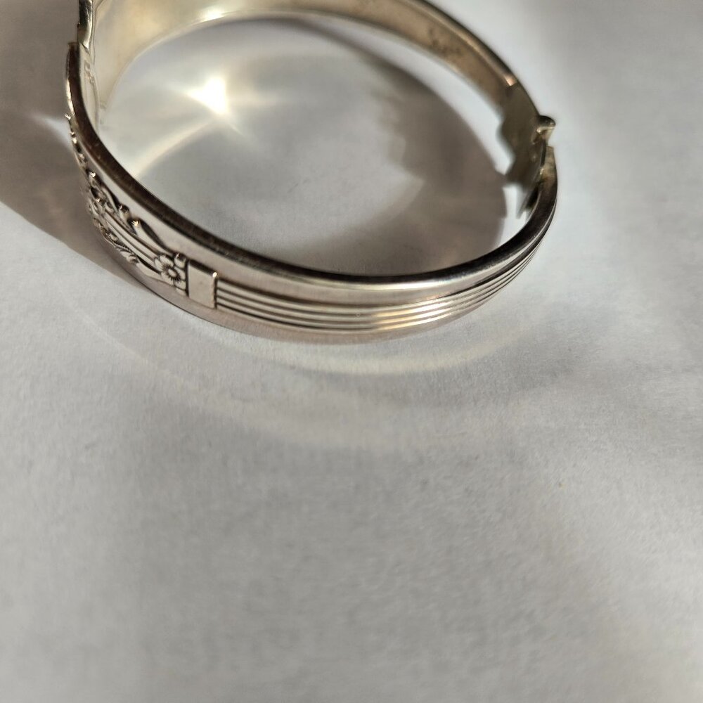 Oneida Hinged Silverplate Flatware Bracelet - image 2